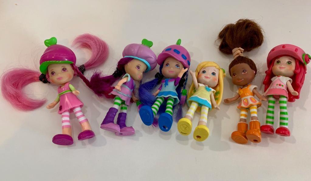 Strawberry Shortcake figurines Hobbies Toys Toys Games on