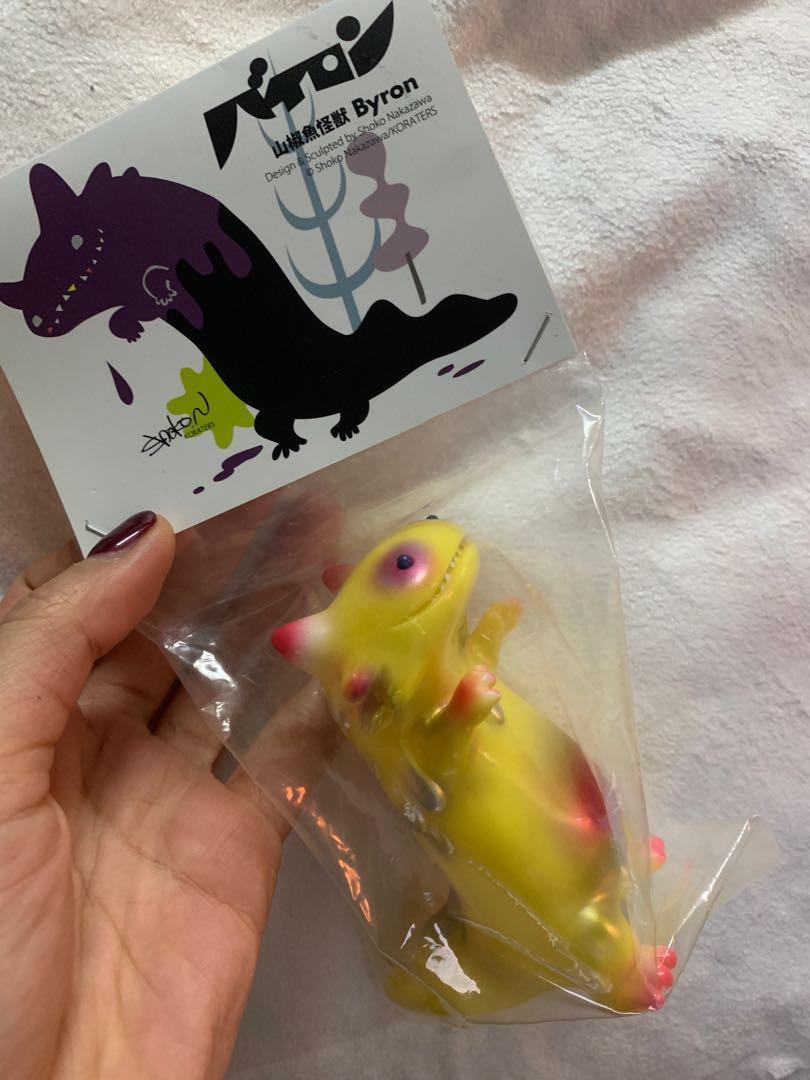 山椒魚怪獸t9g Shoko Kaiju Sofubi 芥辣黃混色byron Rangeron 玩具 遊戲類 其他 Carousell 山椒魚怪獸t9g Shoko Kaiju Sofubi 芥辣黃混色byron Rangeron 玩具 遊戲類 其他 Carousell