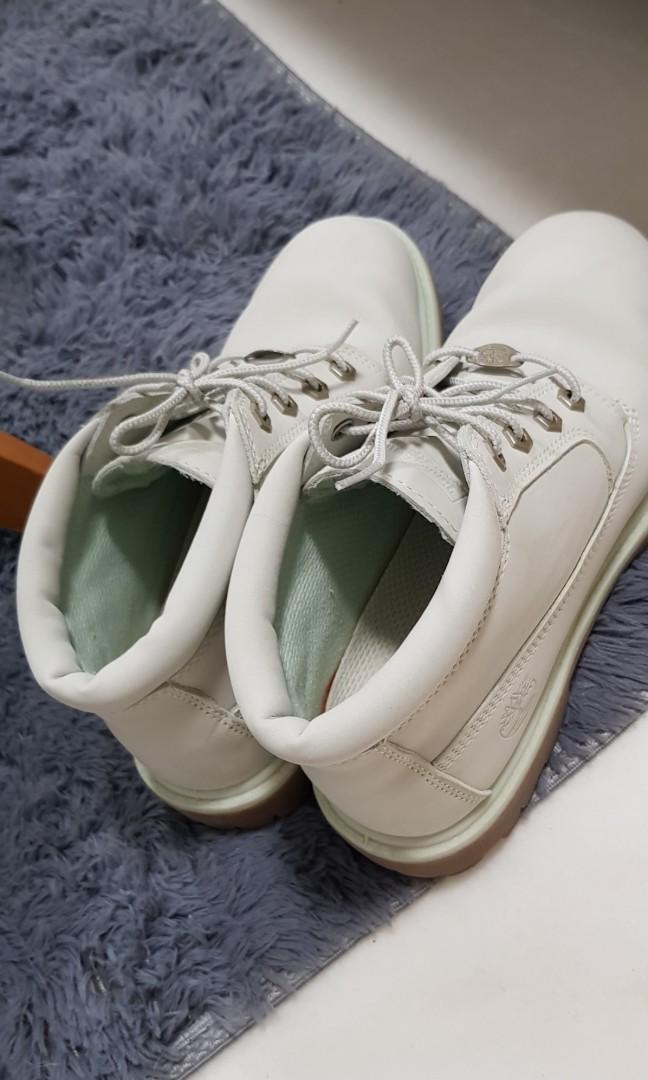 mint green timberlands