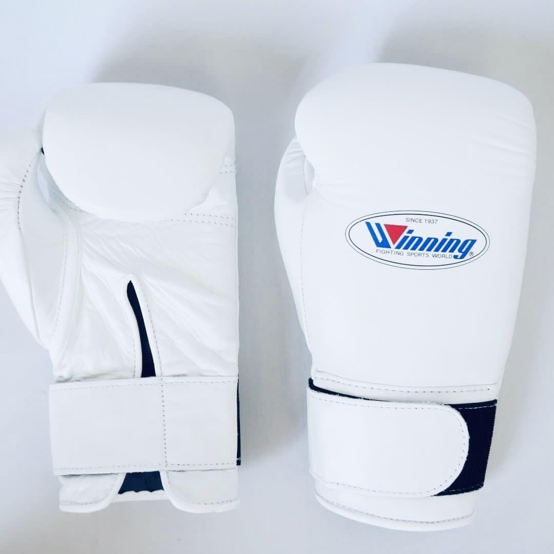WINNING Japan pro boxing gloves 14oz velcro, Sports Equipment, Sports