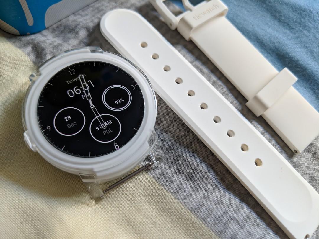 Ticwatch store e white