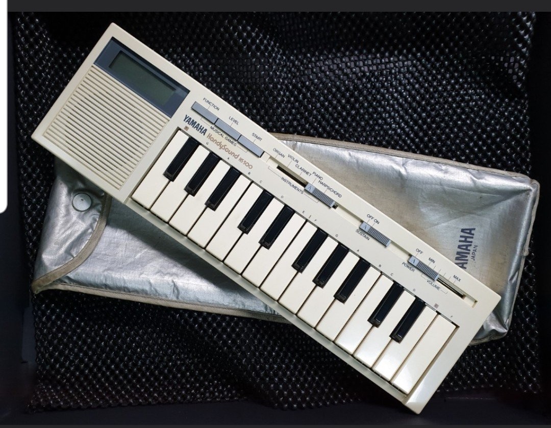 Yamaha Handy Sound Hs 500 Collectors Series Vintage Collectibles Vintage Collectibles On Carousell