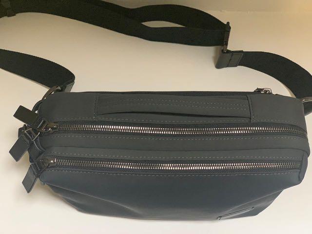 Daniel utility pouch online