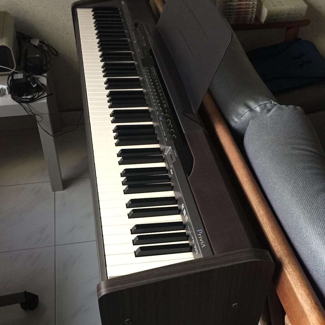 Casio Privia PX 320