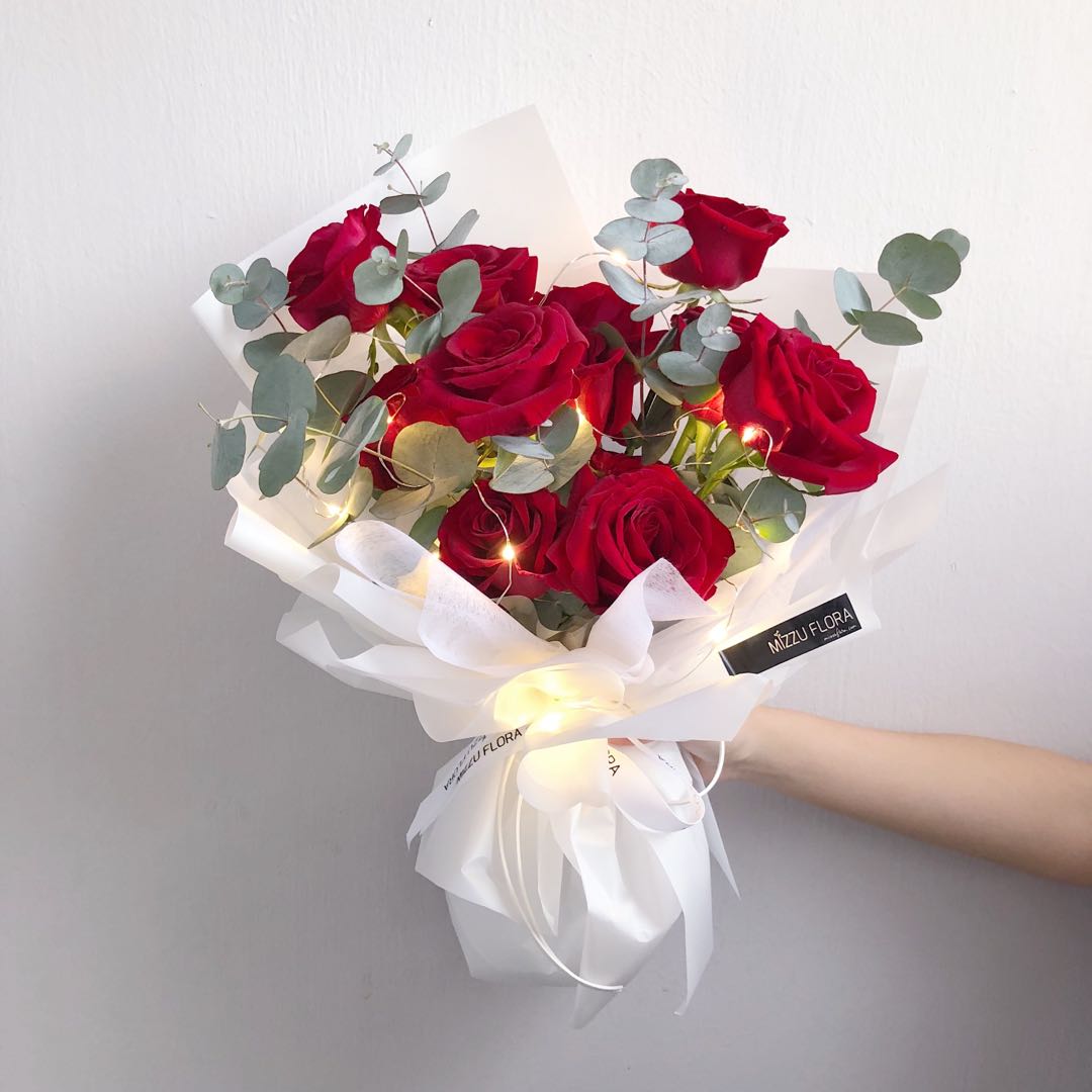 Bouquet Of Roses Gift