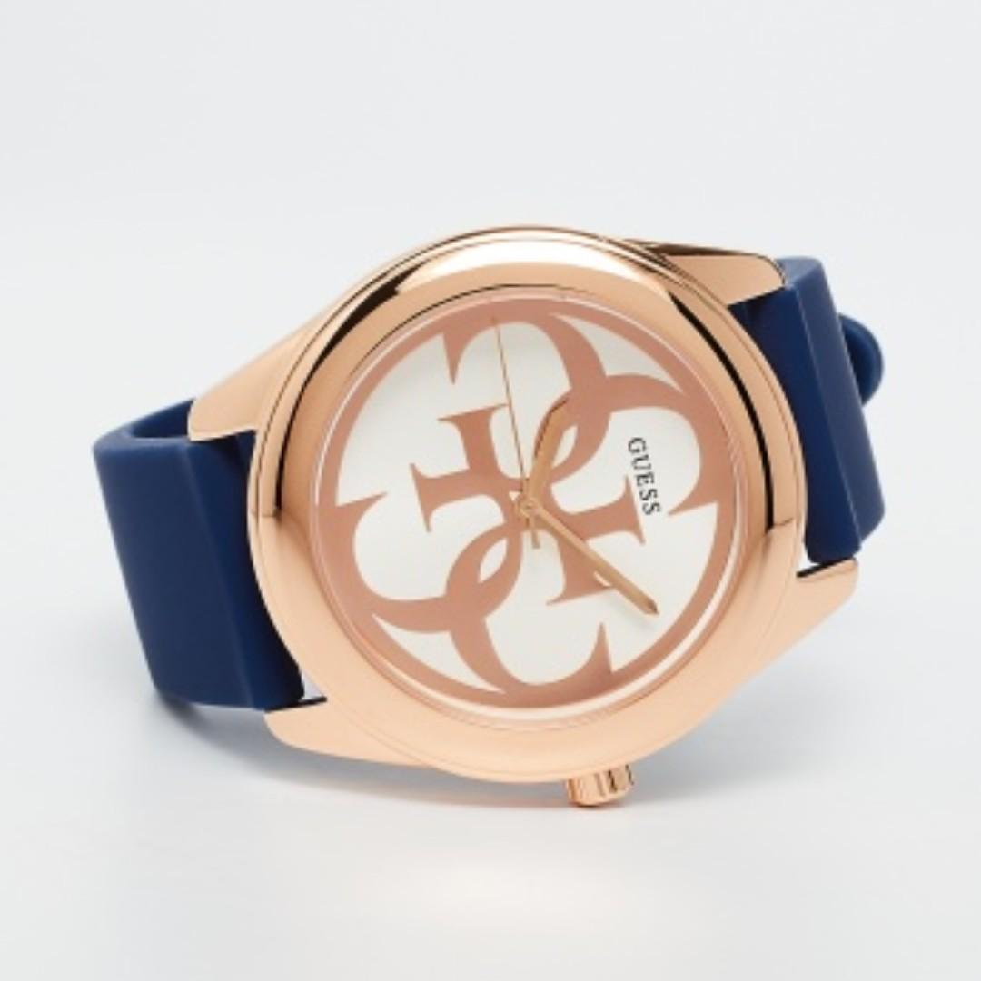 Guess G Twist Silver Dial Silicone Strap Ladies Watch W0911L6