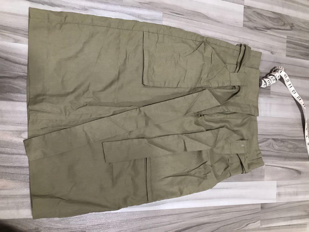 H M OLIVE KHAKI GREEN PAPER BAG SKIRT Women s Fashion Bottoms Skirts on Carousell