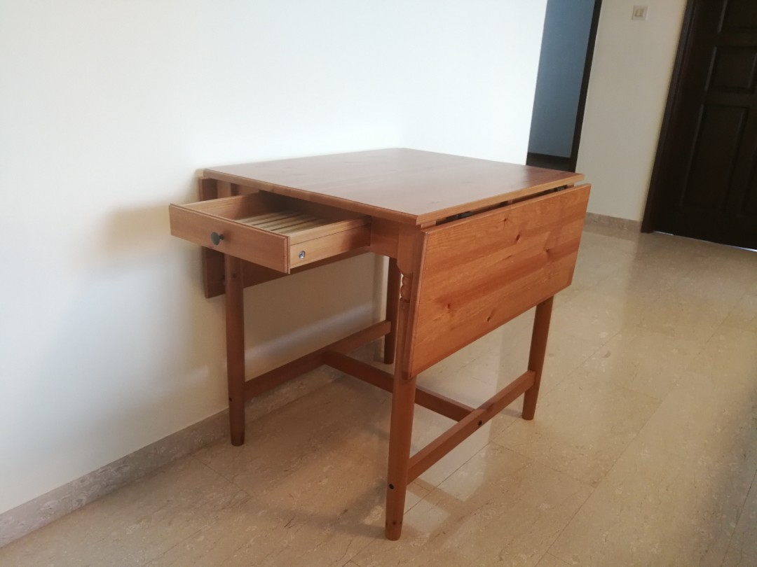 IKEA Ingatorp expanding dining table super functional, Furniture