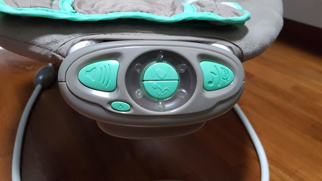 Ingenuity The Gentle Automatic Bouncer, Sahara Burst, Babies & Kids