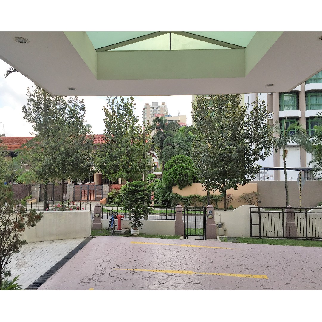 (Category: ) located in . Submitted by esther-lim (Listing ID 207640888, Image 1). Description: .
