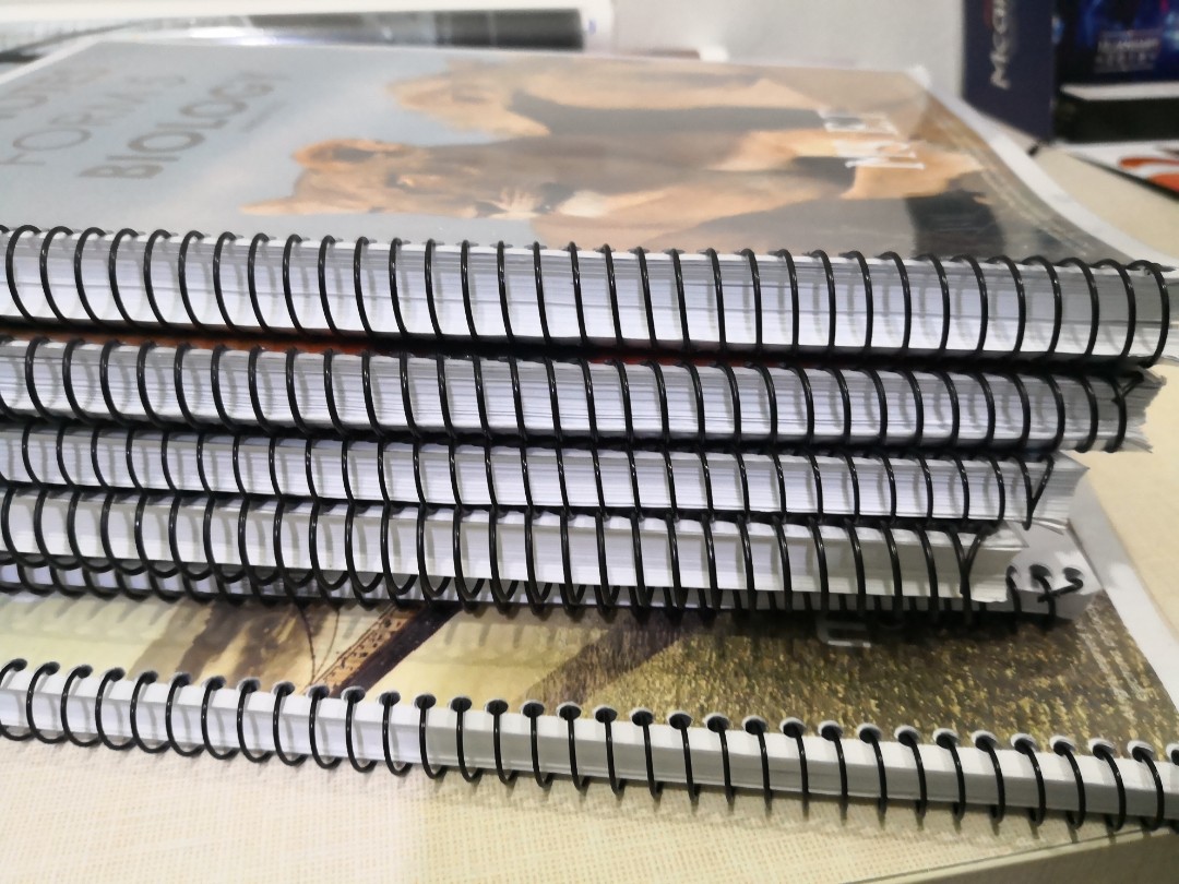 SPM A+ NOTES (Category: Textbooks) located in Petaling Jaya. Submitted by liz_ww (Listing ID 207664640, Image 1). Description: Rm 200 for all excld postage: 1. Physic f5 notes 2. Biology f4 and f5 notes 3. Chemistry f4 and f5 notes 4. Chem essay 5. Physic essay 6. Physic experiment 7. Chemistry experiment All look brand new and used with care during my spm year Bought originally for rm280++ Any questions please do ask Can negotiate price Got all 