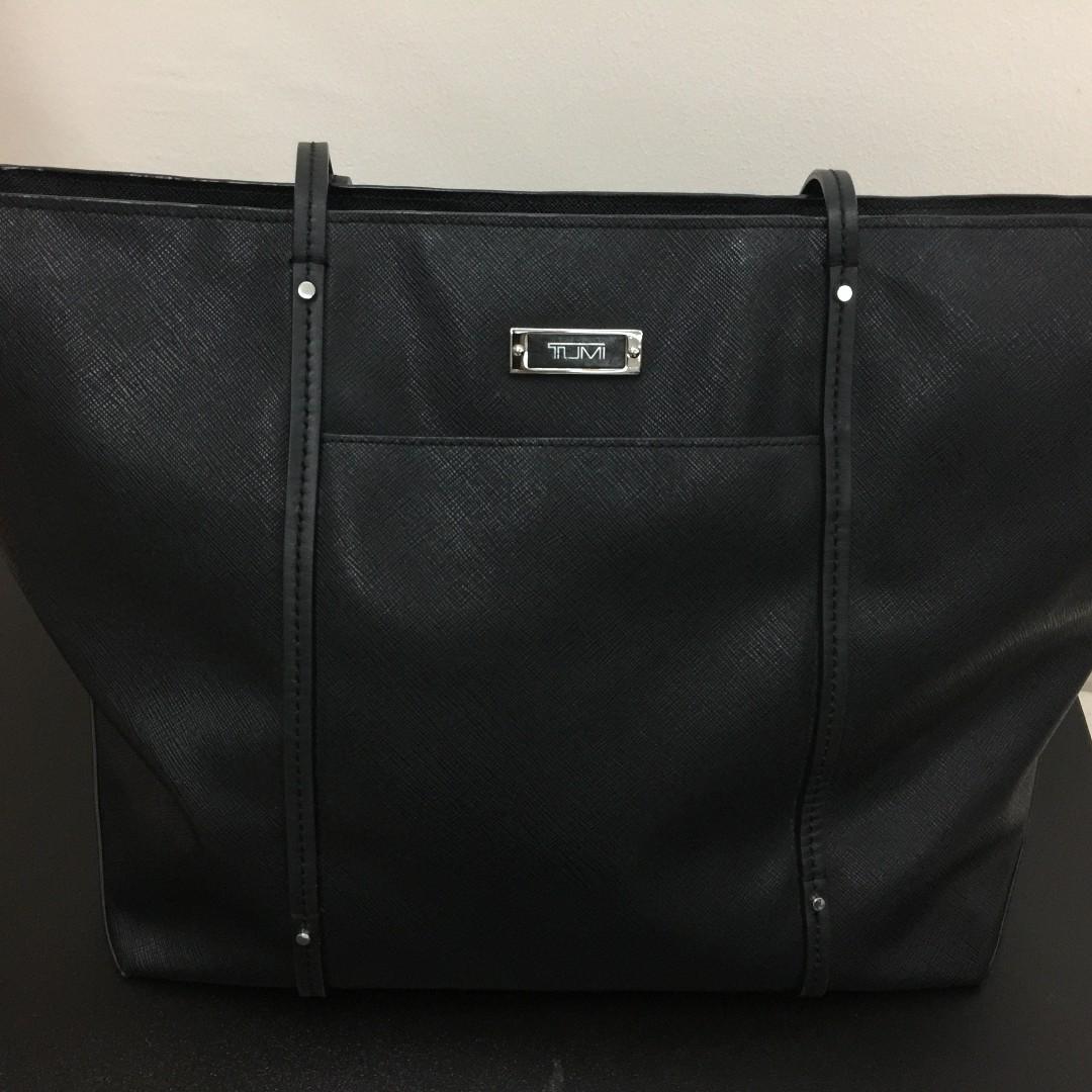 Tumi Bag, Women's Fashion, Bags & Wallets, Purses & Pouches on Carousell