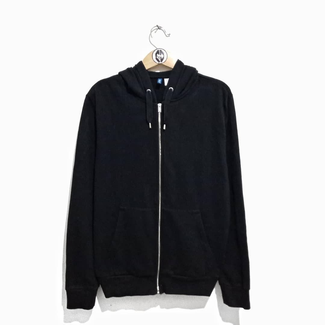 H&m divided 2025 zip hoodie
