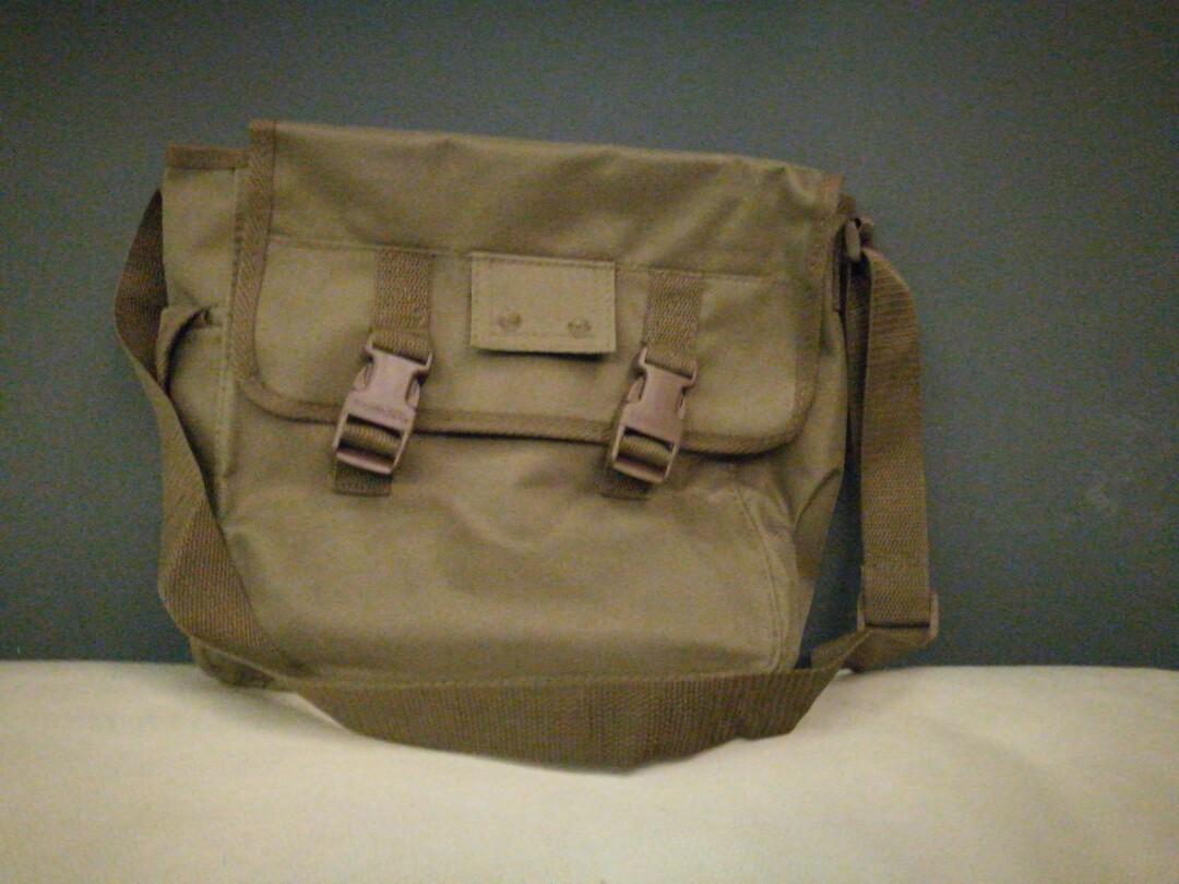D&g army sling bag online