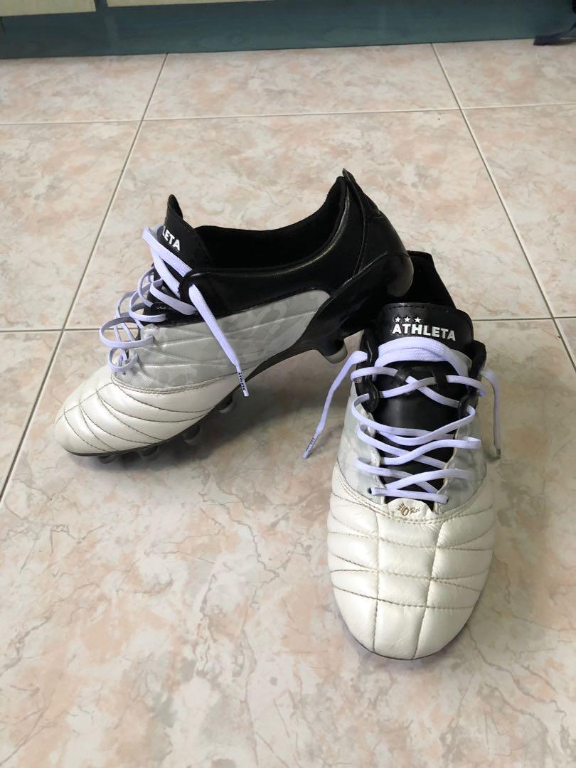 athleta futsal shoes