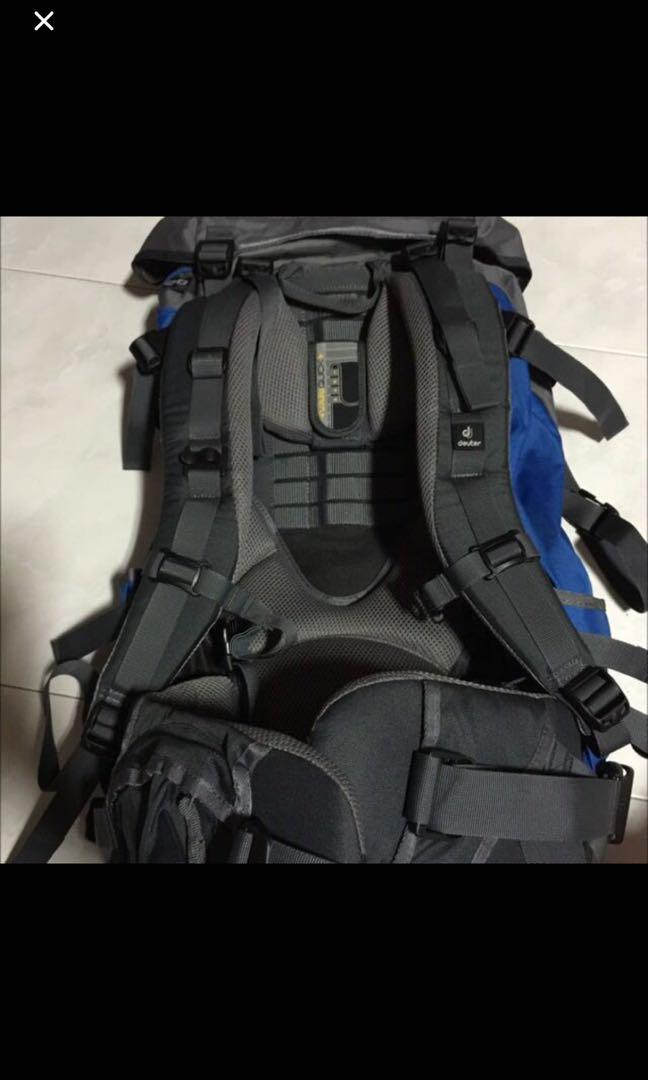 Backpack (Category: Backpacks) located in Singapore. Submitted by marcusyee (Listing ID 207723188, Image 4). Description: Brand new Genuine Dueter Gobi 50+10 liters backpack .
