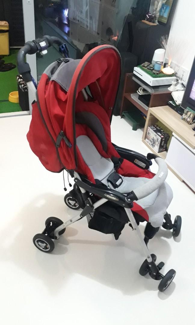 combi foldable stroller