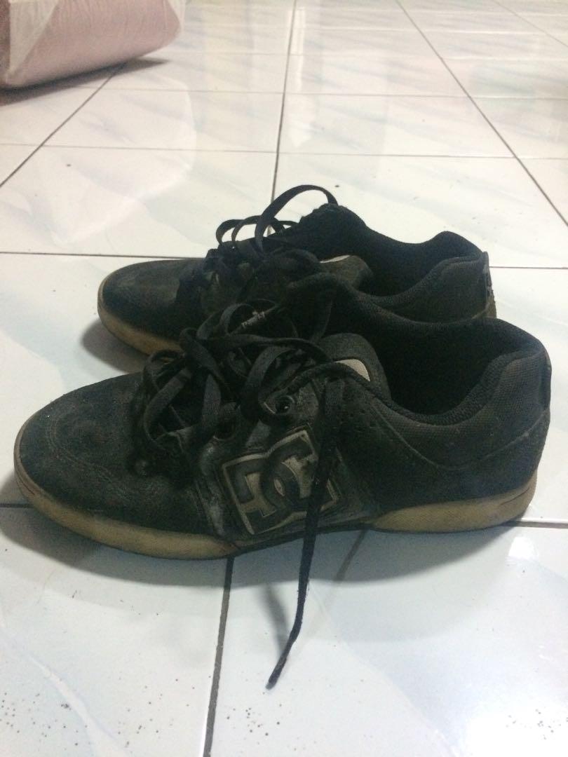 Dc Shoes Original Men S Fashion Men S Footwear Boots On Carousell