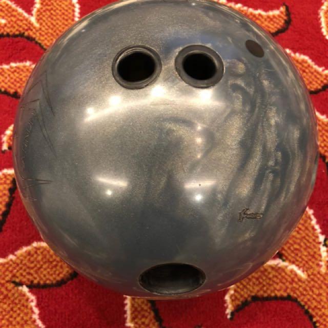 Hammer Black Widow Platinum Bowling Ball, Sports Equipment, Sports