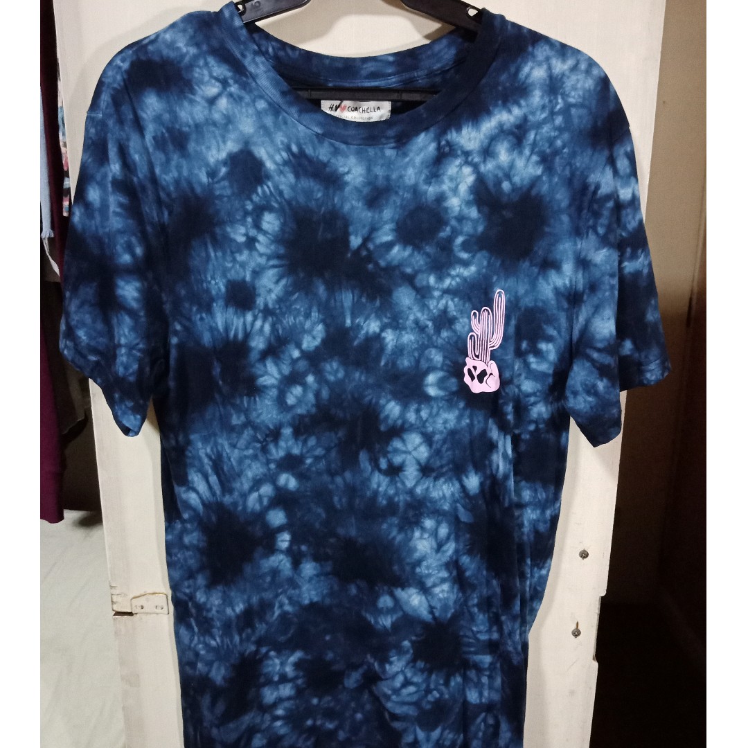 H M tie dye coachella tshirt Men s Fashion Tops Sets Tshirts Polo Shirts on Carousell