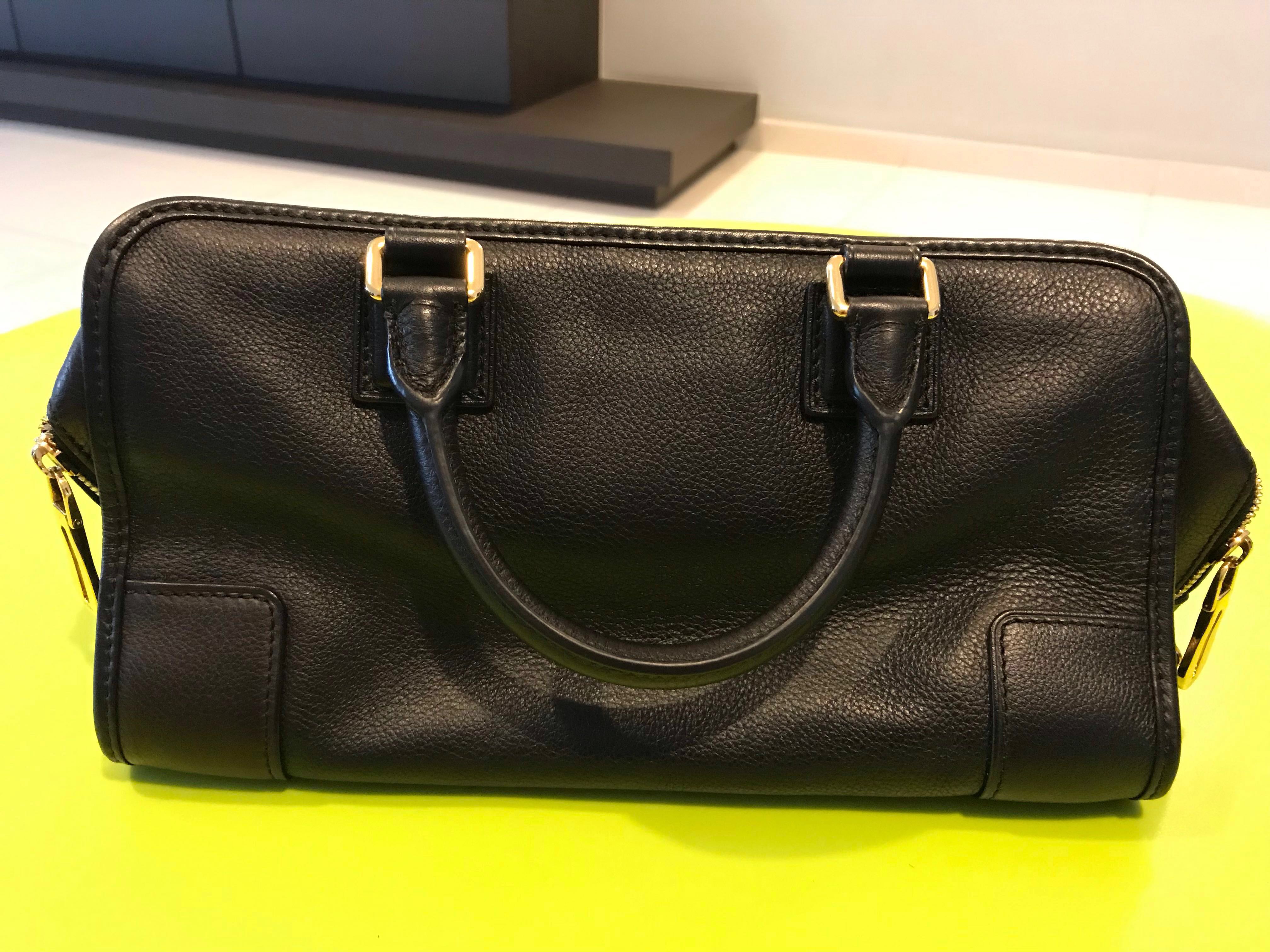 Loewe Amazona 28 Handbag, Luxury, Bags & Wallets on Carousell
