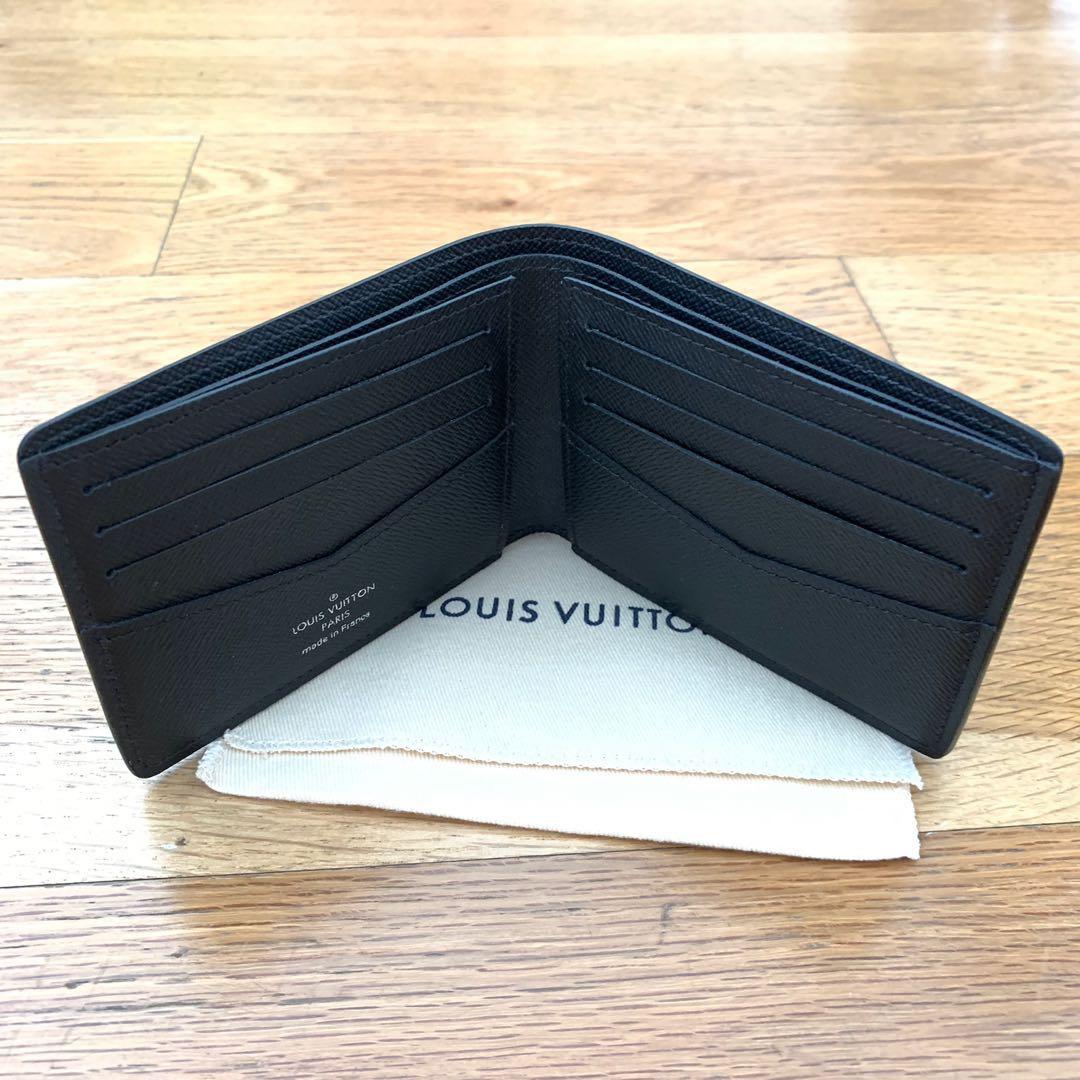 Louis Vuitton LV Monogram Eclipse Slender Wallet Men, Men's Fashion,  Watches & Accessories, Wallets & Card Holders on Carousell