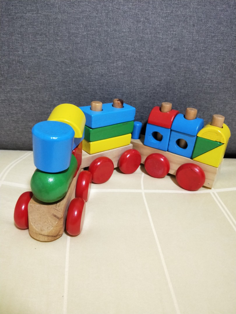 melissa & doug stacking train