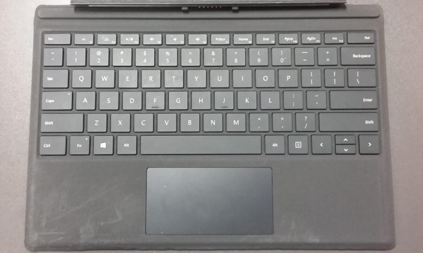 Microsoft Surface Pro 4 Keyboard Electronics Computer Parts Accessories On Carousell