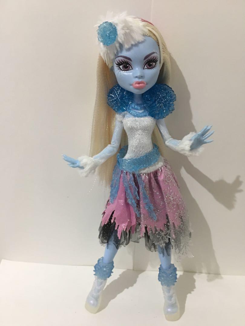 Abbey bominable ghouls rule store