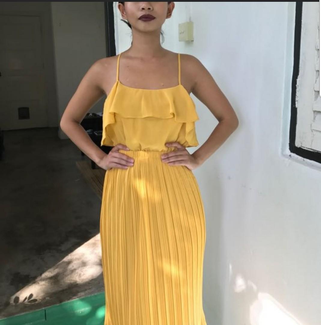 yellow pleated maxi dress