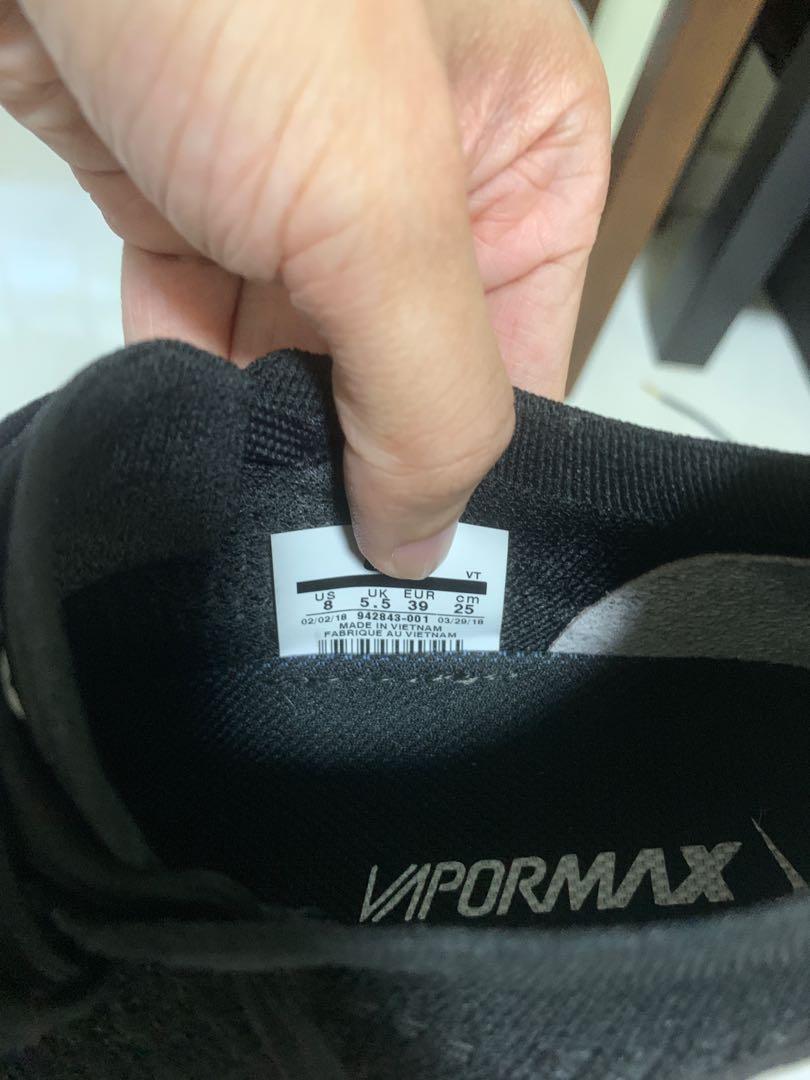 black vapourmax flyknit