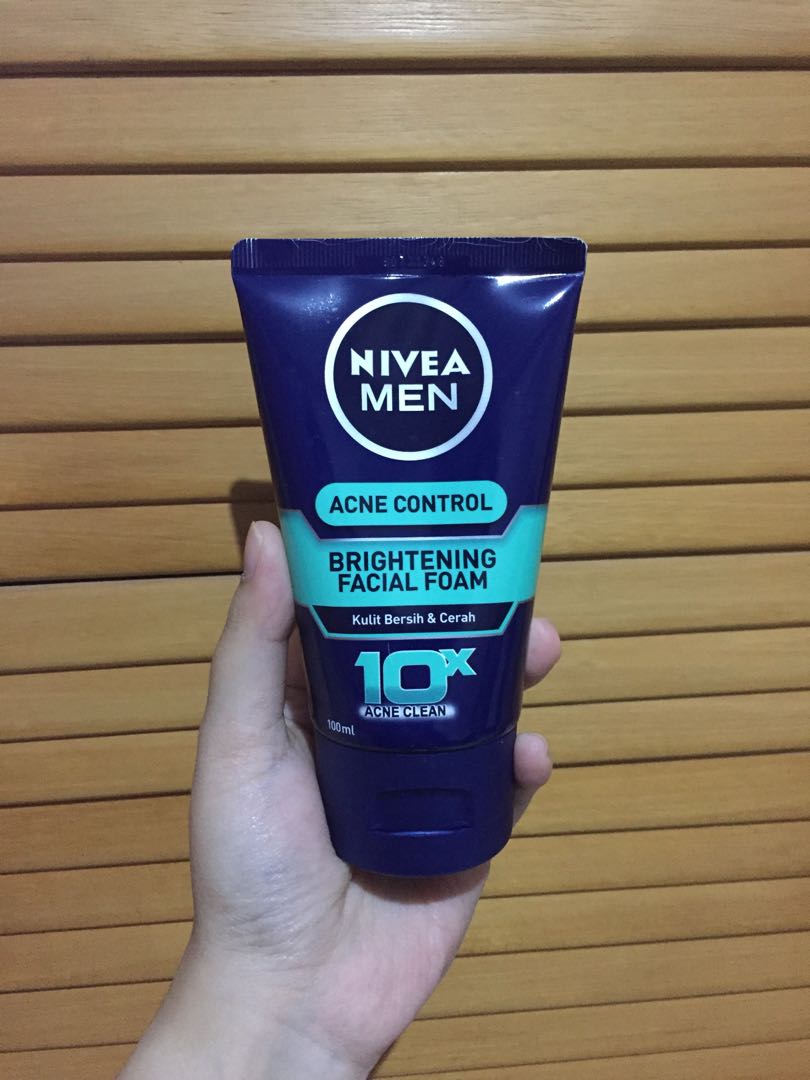 nivea acne control