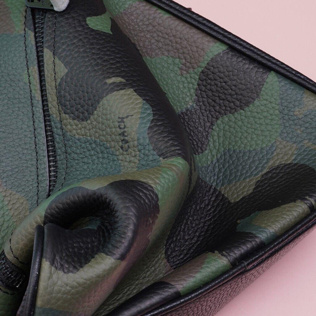 Original coach army green camouflage Sling Bag, Men's Fashion, Bags