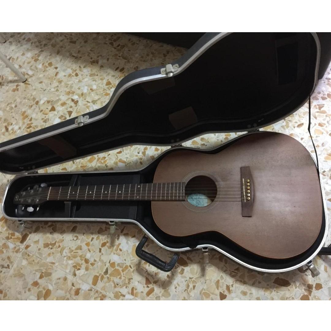 SeaGull AcousticElectric Guitar (With Case), Hobbies & Toys, Music