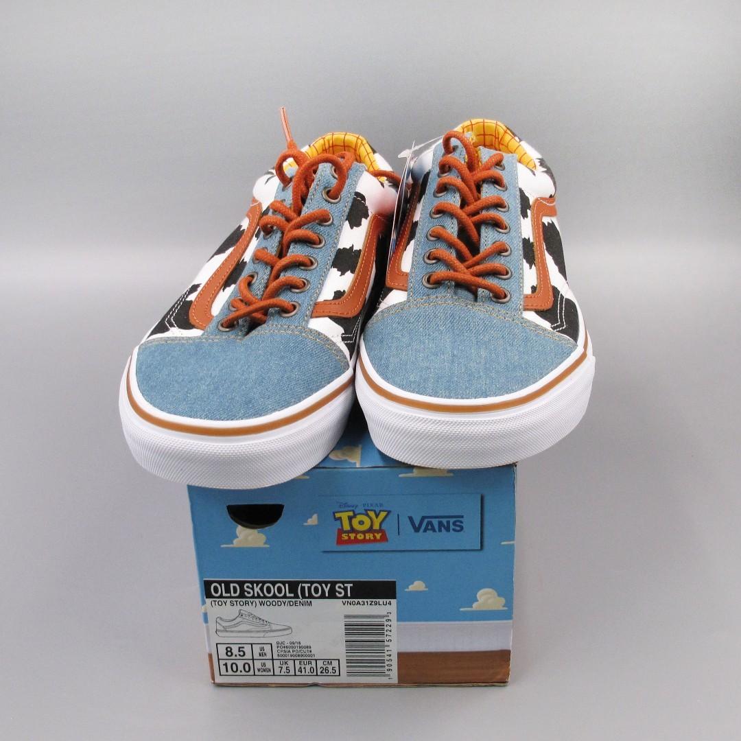 vans disney 26