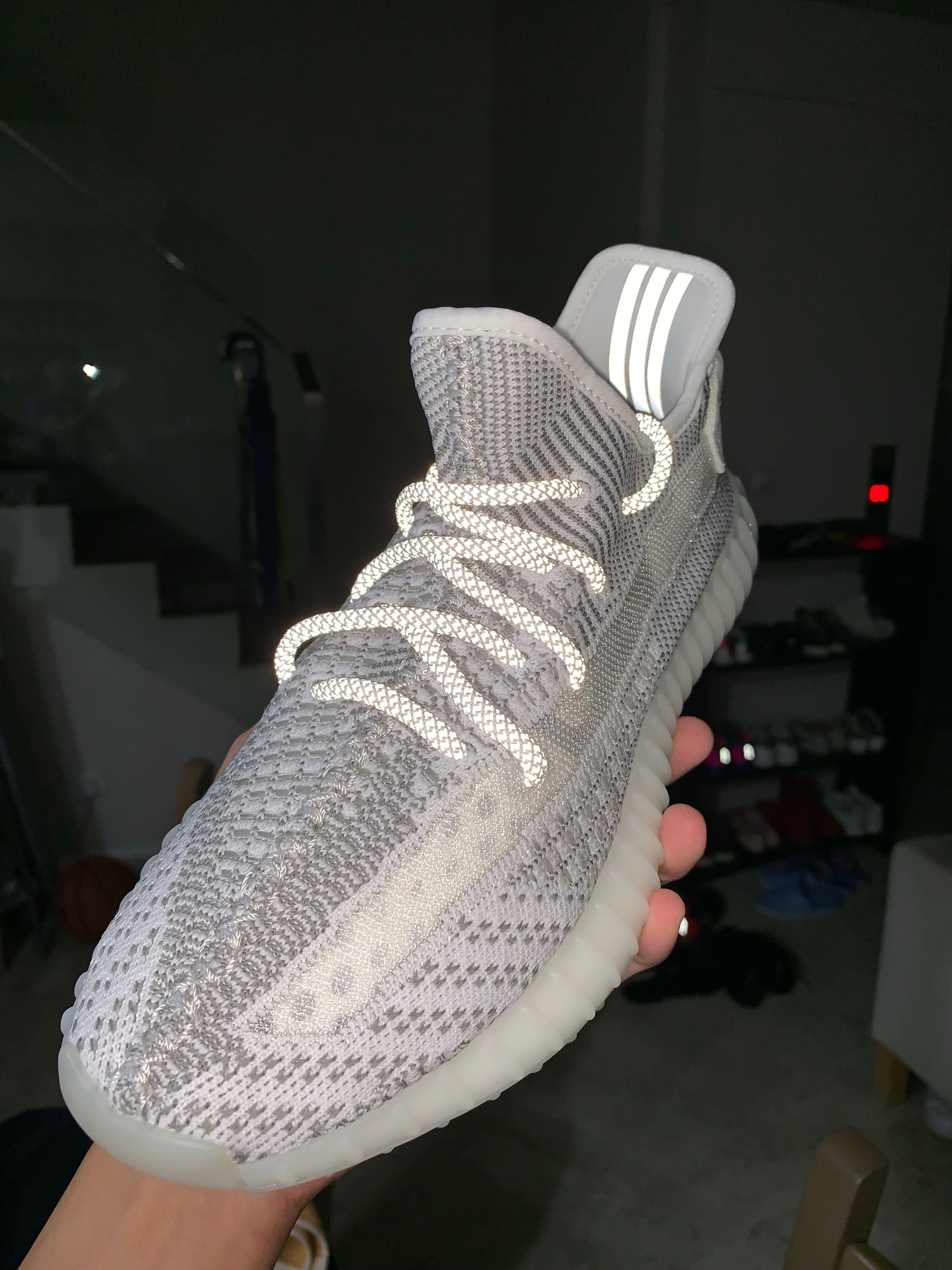 YEEZY Boost 350 V2 Static (Non-Reflective), Men's Fashion