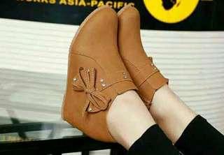 Sepatu boots wanita Sbo315