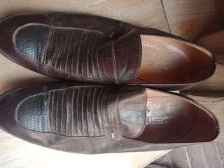 Sepatu