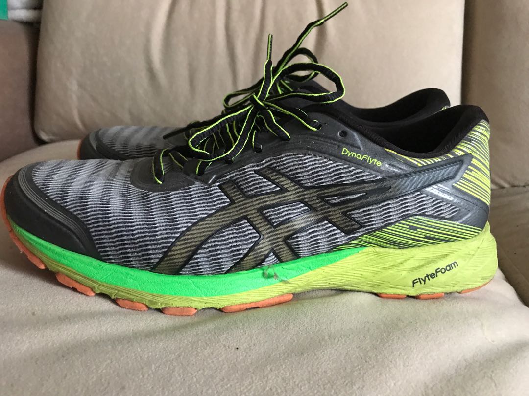 Asics Dynaflyte mens US10 preloved running trainers