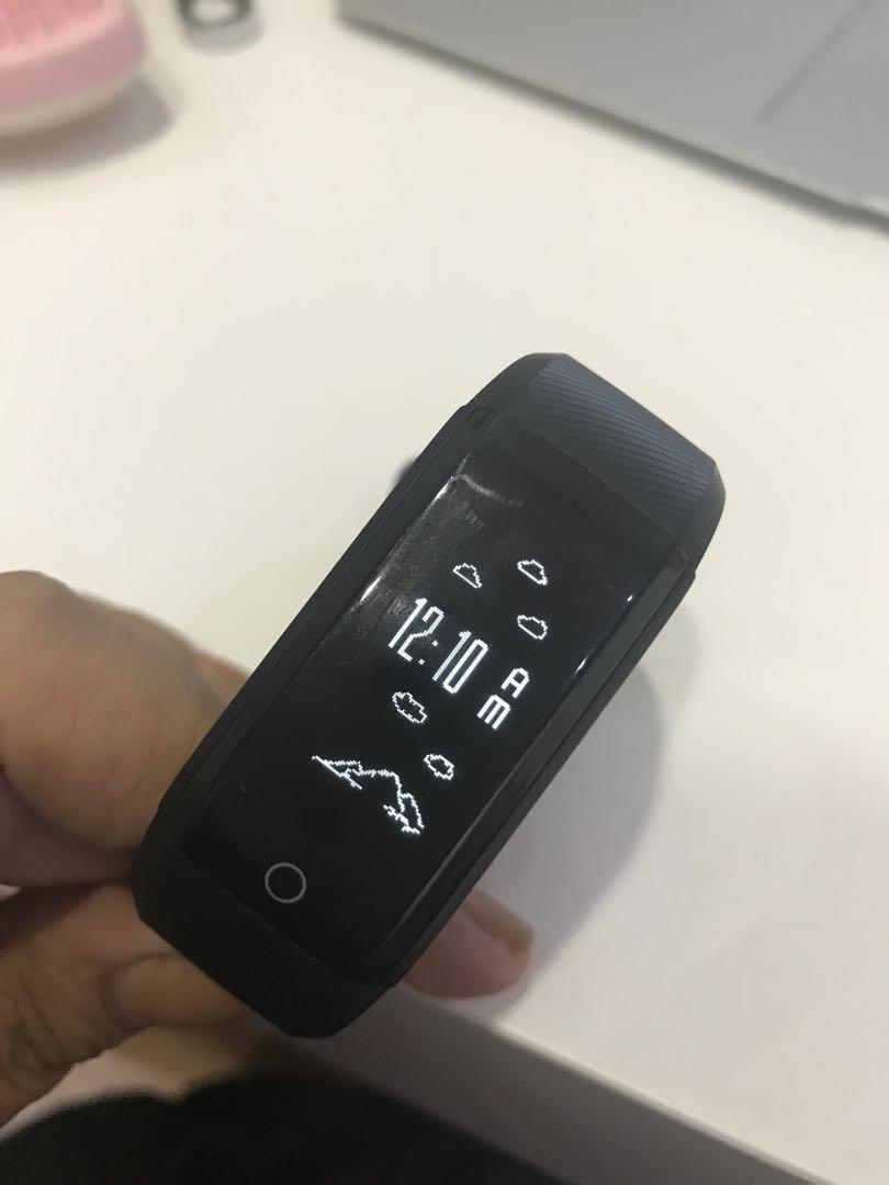 atmos fit hydro smart fitness band