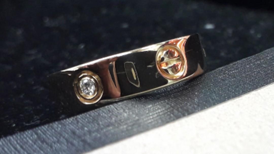 Cartier Love Ring With 3 Diamond Luxury Accessories Others On Carousell