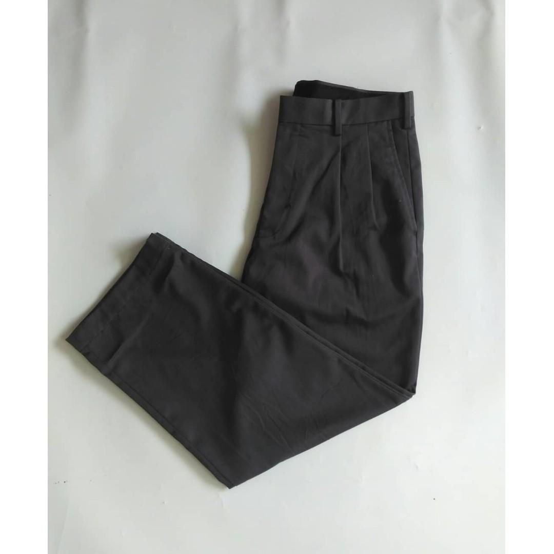 Celana Chino Uniqlo Abu Abu 1 Men S Fashion Men S Clothes