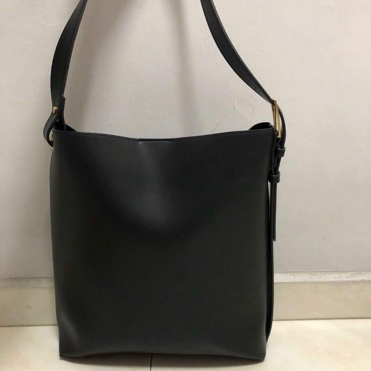 charles and keith hobo bag