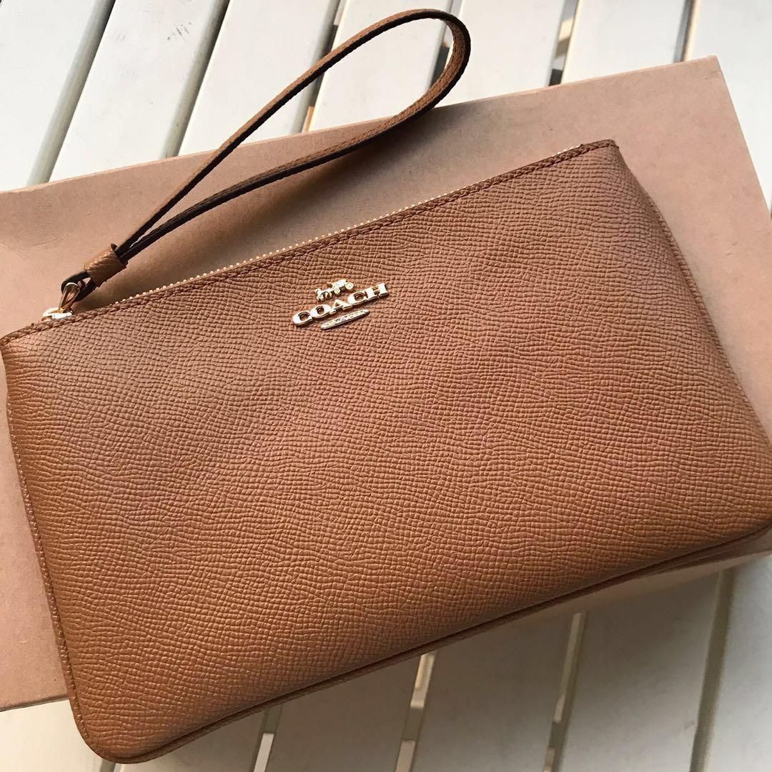 leather wristlet pouch