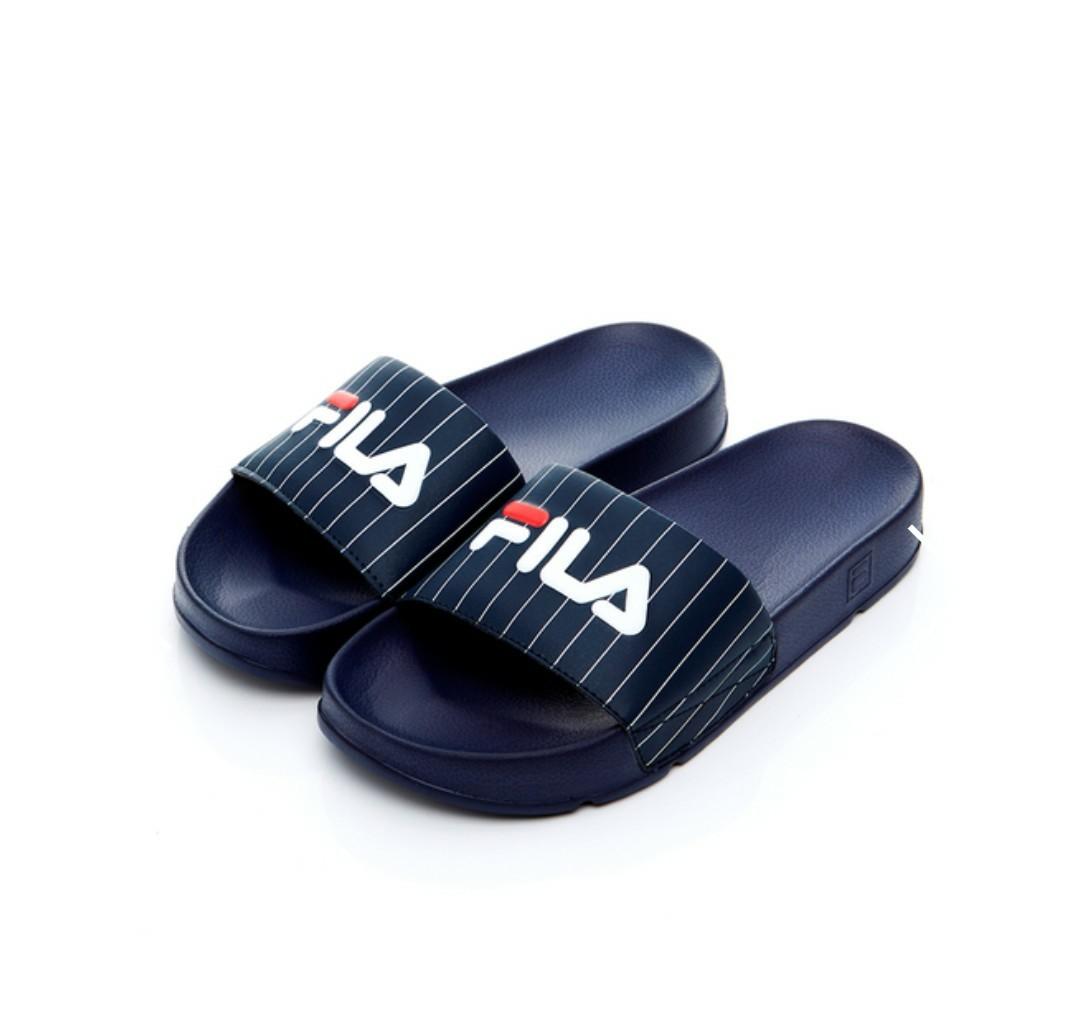 fila logo sandals