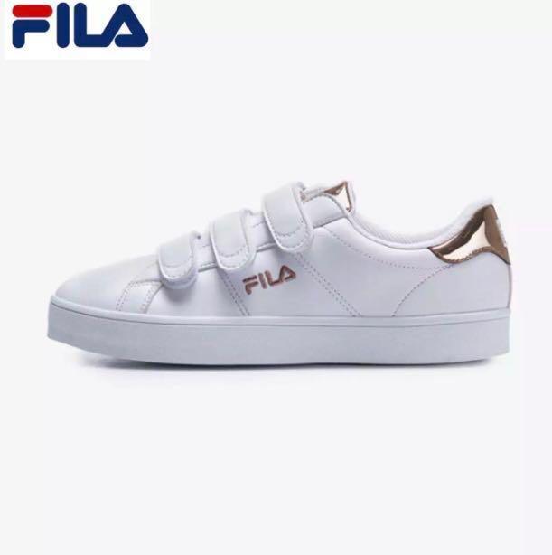 white fila with gold