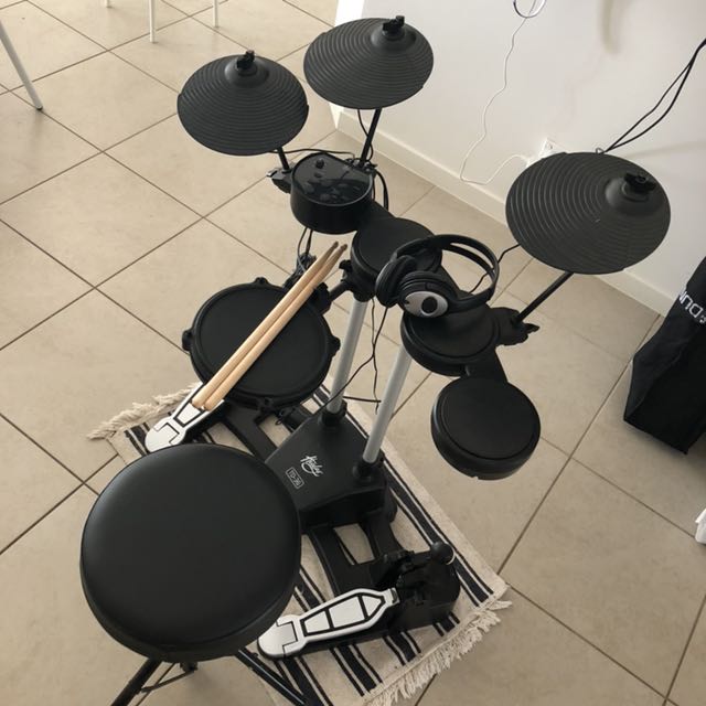 Huxley electronic clearance drum kit aldi
