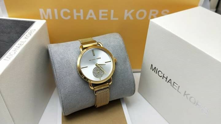 michael kors magnetic watch