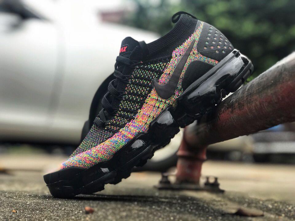 multicolor vapormax 2.0