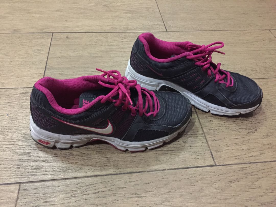 Nike black pink rubber shoes, Women's 